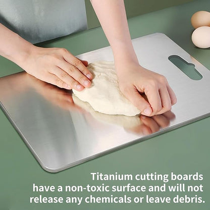 SOUQ AL SM™ Titanium Cutting Board - لوح تقطيع التيتانيوم